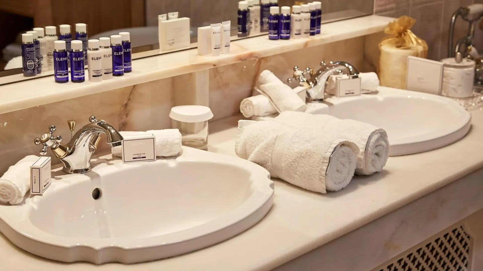 Hayfield Manor Hotell Cork 5*,  Irland